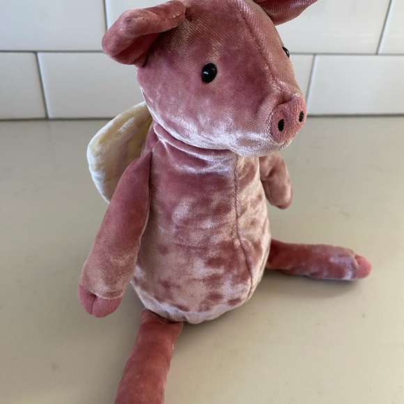 Jellycat London Plush Stuffed Animal Pig With Wings “Piggy Might Fly” - Picture 4 of 10